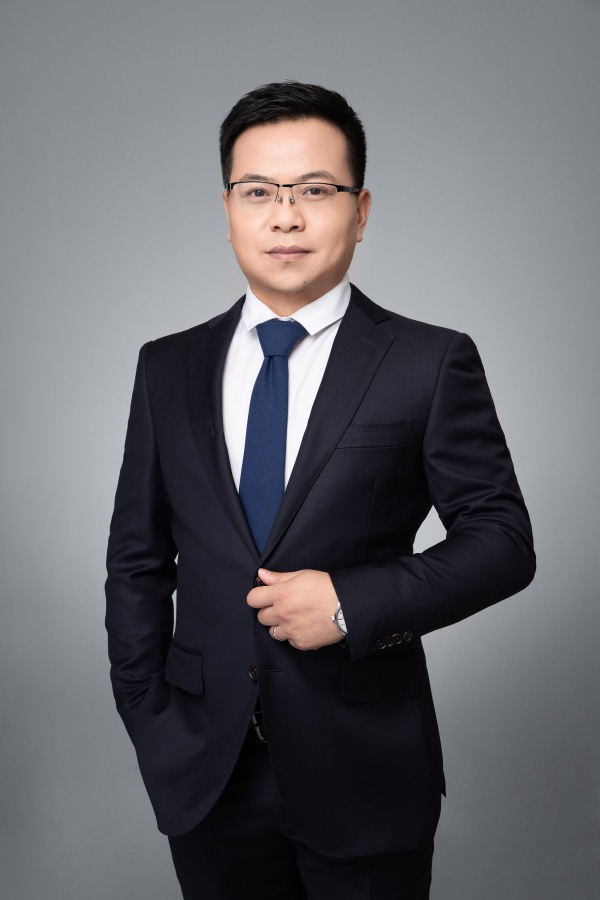 刘馨远律师 · 北京房产与公司股权争议律师